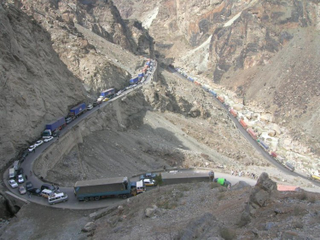 Illustration for article titled Five most dangerous roads in the world